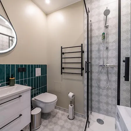 Spacious 1-bedroom In The Heart Of Old Town *