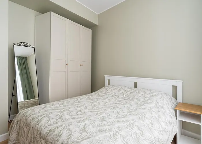 Spacious 1-bedroom In The Heart Of Old Town