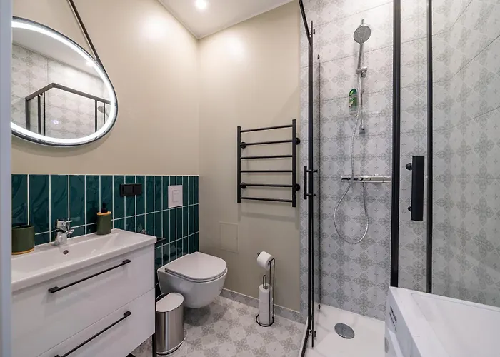 Spacious 1-bedroom In The Heart Of Old Town *