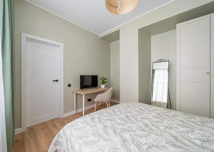 Apartment Spacious 1-bedroom In The Heart Of Old Town *