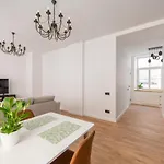 Spacious 1-bedroom In The Heart Of Old Town 아파트 *