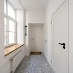 아파트 Spacious 1-bedroom In The Heart Of Old Town