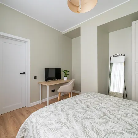 شقة Spacious 1-bedroom In The Heart Of Old Town *